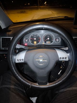 Opel Vectra 2003