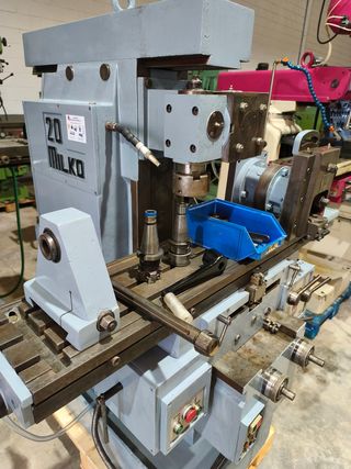 Fresadora Universal Milko 20