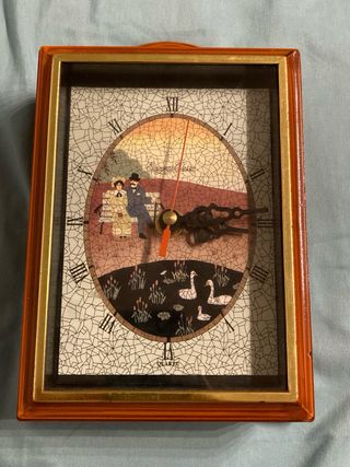 orologio e portachiavi nuovo