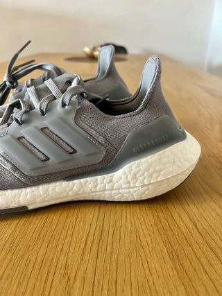 Adidas Ultraboost 22 - Eu 36 2/3