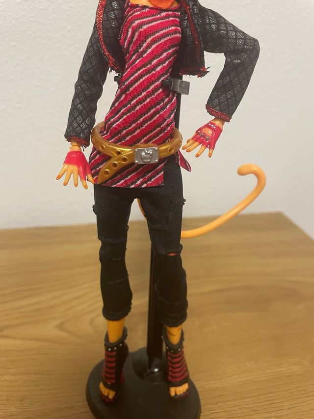 Toralei Monster High