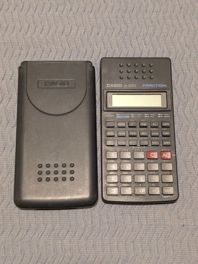 Calculadora científica Casio fx-82SX