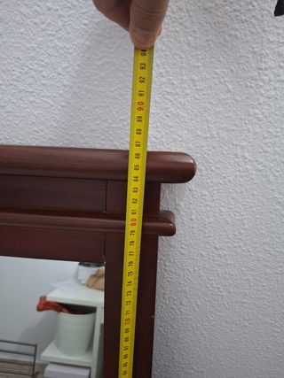 Espejo de madera con cristal