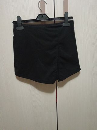 Falda-pantalón negra