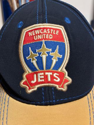Cappello Newcastle United Jets