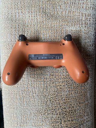 PS4 (PlayStation 4) 1TB Negra + Mandos