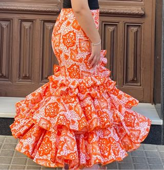 Falda flamenca naranja talla 40-42