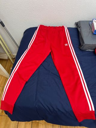 Chándal Adidas Rojo Original talla 13-14 163cm