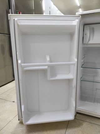 Mini Nevera Corberó CF1F85W