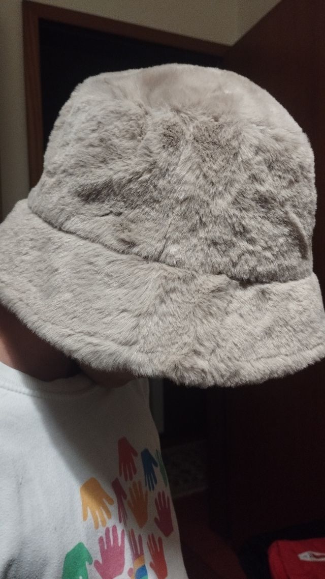 Chapéu de pelo bege/castanho