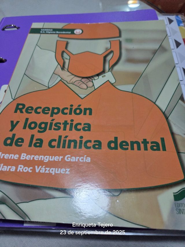 Recepción y logística de la clínica dental