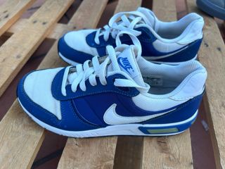 Zapatillas Nike Azul y Blanco