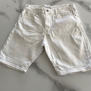 Bermuda vaquera blanca Zara Talla 42