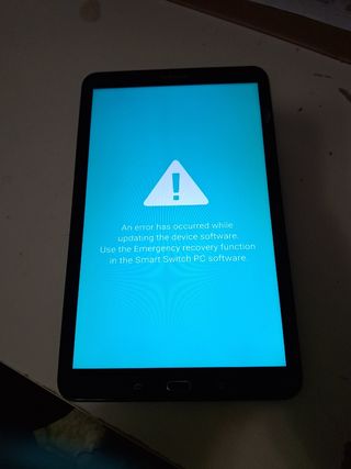 Tablet Samsung SM-T585