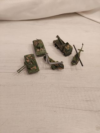 Mini mezzi militari camouflage