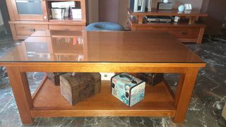 Mueble de salón madera y cristal