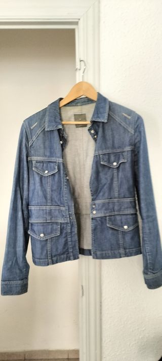 Roberto Verino, cazadora vaquera estilo vintage
