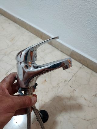 Grifo monomando de lavabo
