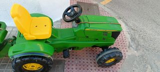 Tractor infantil John Deere