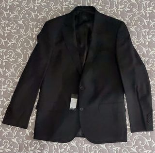 Traje de hombre negro
