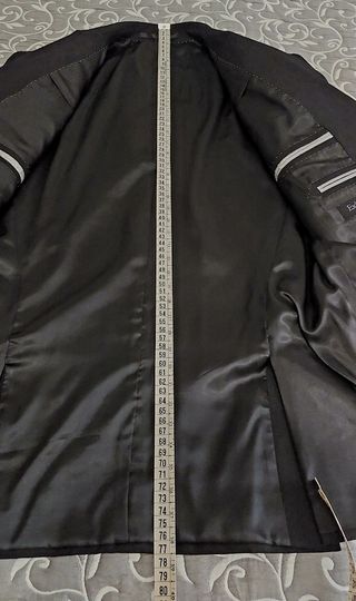 Traje de hombre negro