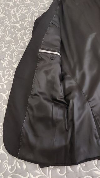 Traje de hombre negro