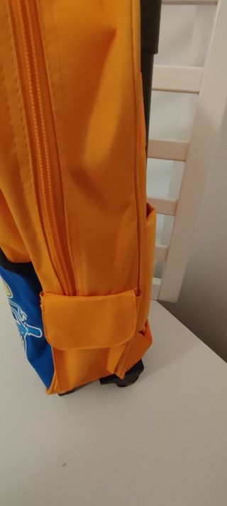 Mochila escolar con carro. Nueva