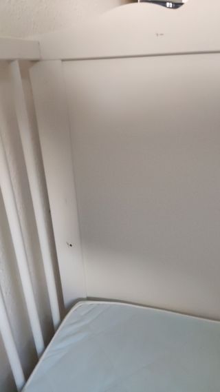 Cuna blanca IKEA con colchón