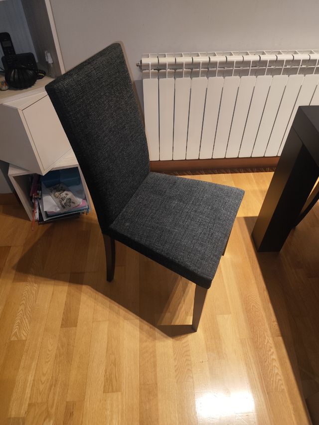 Conjunto mesa centro y mesa comedor y 4 sillas