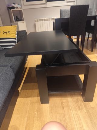 Conjunto mesa centro y mesa comedor y 4 sillas 