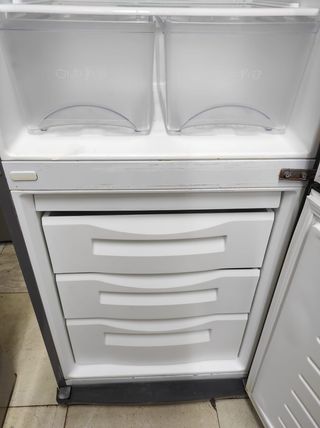Nevera DAEWOO INOX NO-FROST 