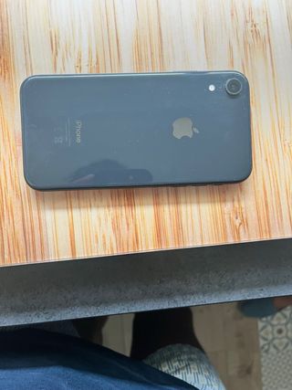 iPhone XR in buone condizioni-opportunità