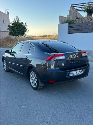 Renault Laguna 2009