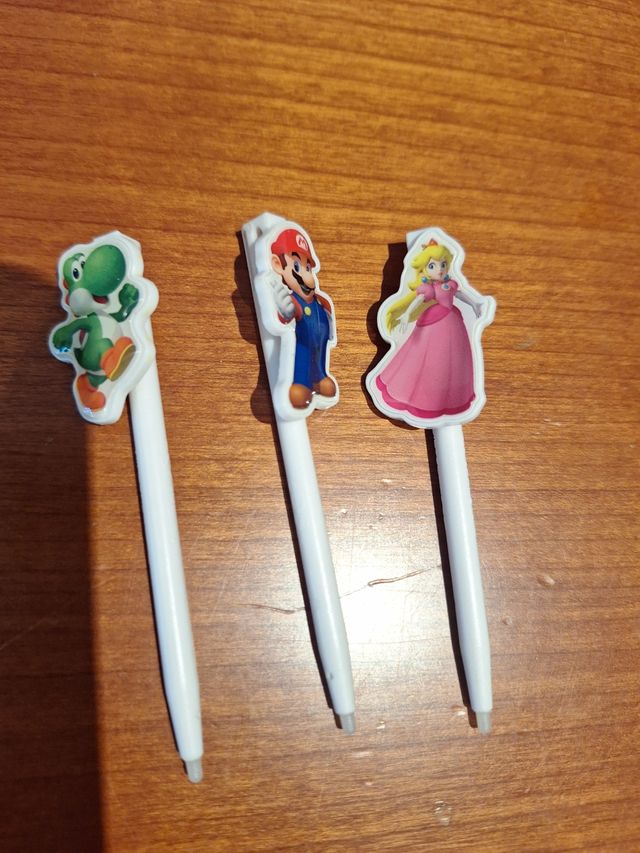 3 Bolígrafos Nintendo Mario Yoshi Peach