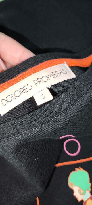 Camiseta Dolores Promesas Negra