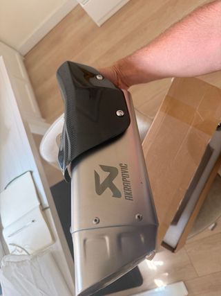 Escape Akrapovic Carbono CFMoto 450 MT Nuevo