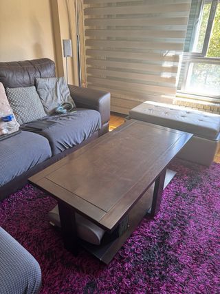 Muebles de salón oscuros
