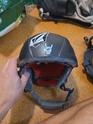 Casco de esquí negro
