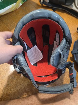 Casco de esquí negro