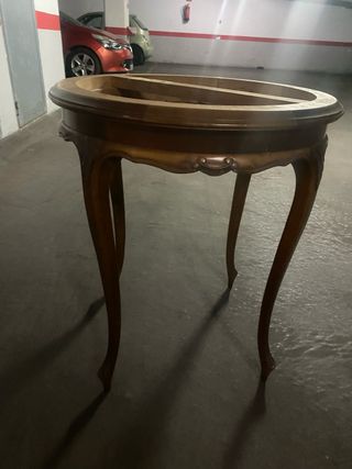 Mesa antigua de madera