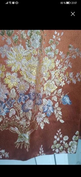 Traje  fallera con manteletas