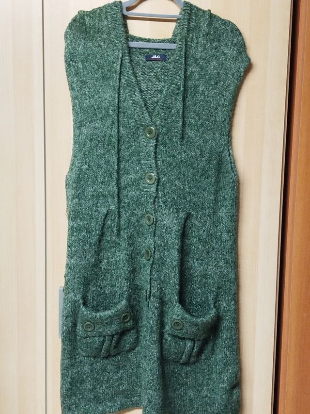 Gilet lungo J&C con cappuccio verde