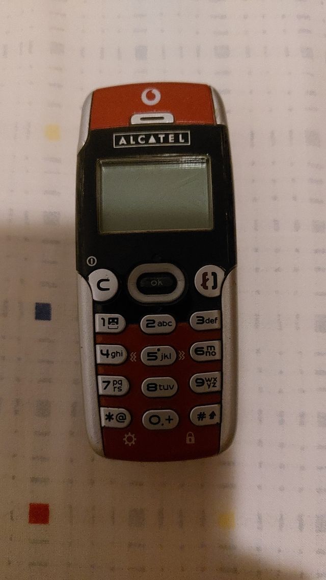 Teléfono Móvil Alcatel One Touch 525