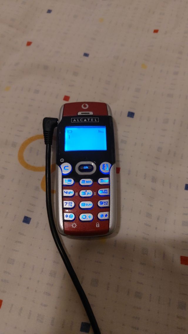 Teléfono Móvil Alcatel One Touch 525