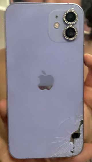 iPhone 11 Morado
