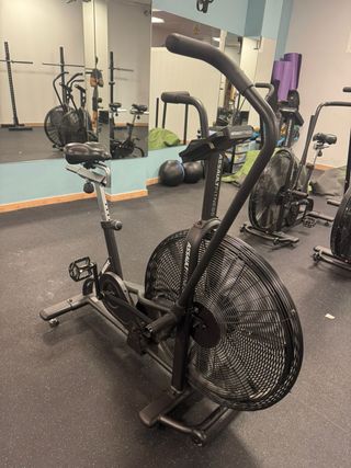 Bicicleta Assault Bike casi nueva