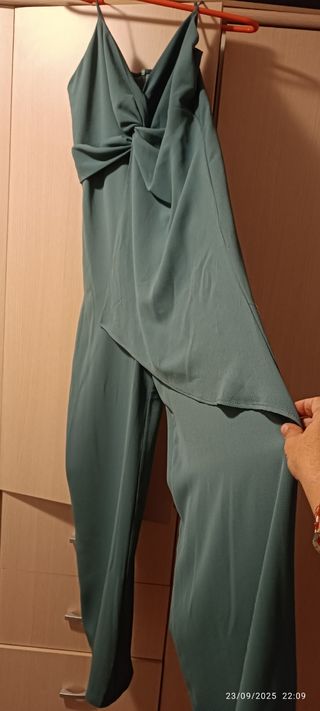 Mono Zara tirantes verde talla L