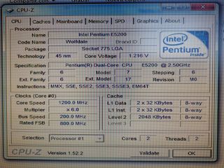 2 x Intel Pentium Dual-Core E5200