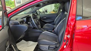 Toyota Corolla 2.0 180H GR-SPORT E-CVT