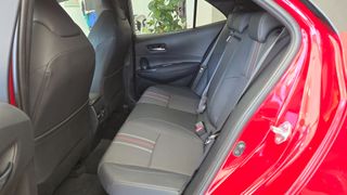 Toyota Corolla 2.0 180H GR-SPORT E-CVT